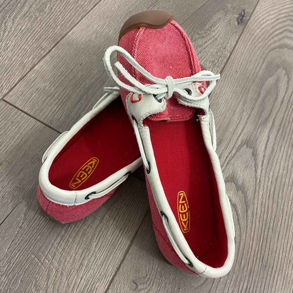 NEW KEEN CATALINA Women Canvas Boat Shoe 5 EUR 35 Leather Trim Comfort Nautical
